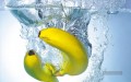 Bananen in Wasser realistisch